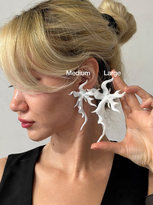 White Sculptural Flower Earrings - Medium WHYNOEN