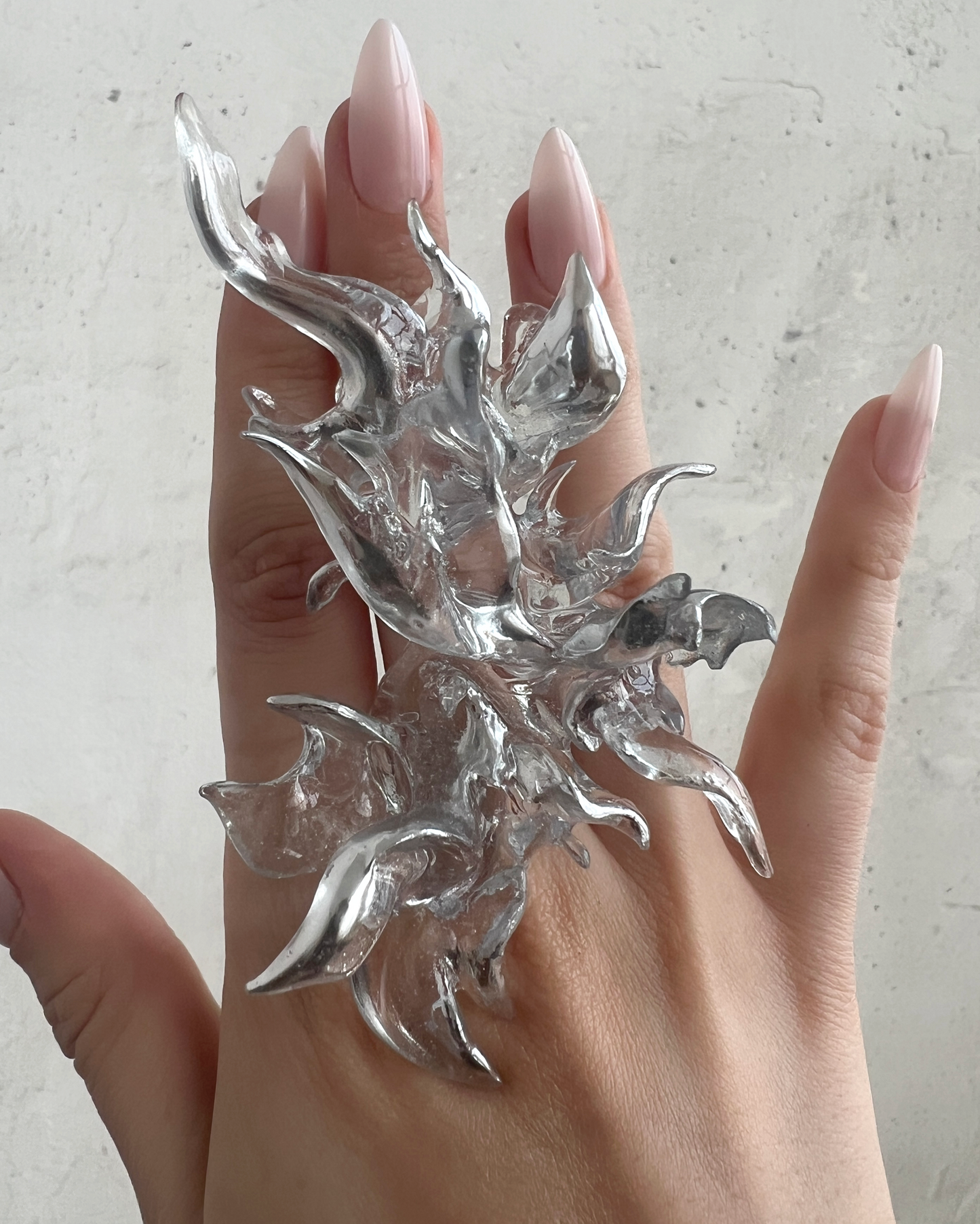 Shiny Coral Ring Mini