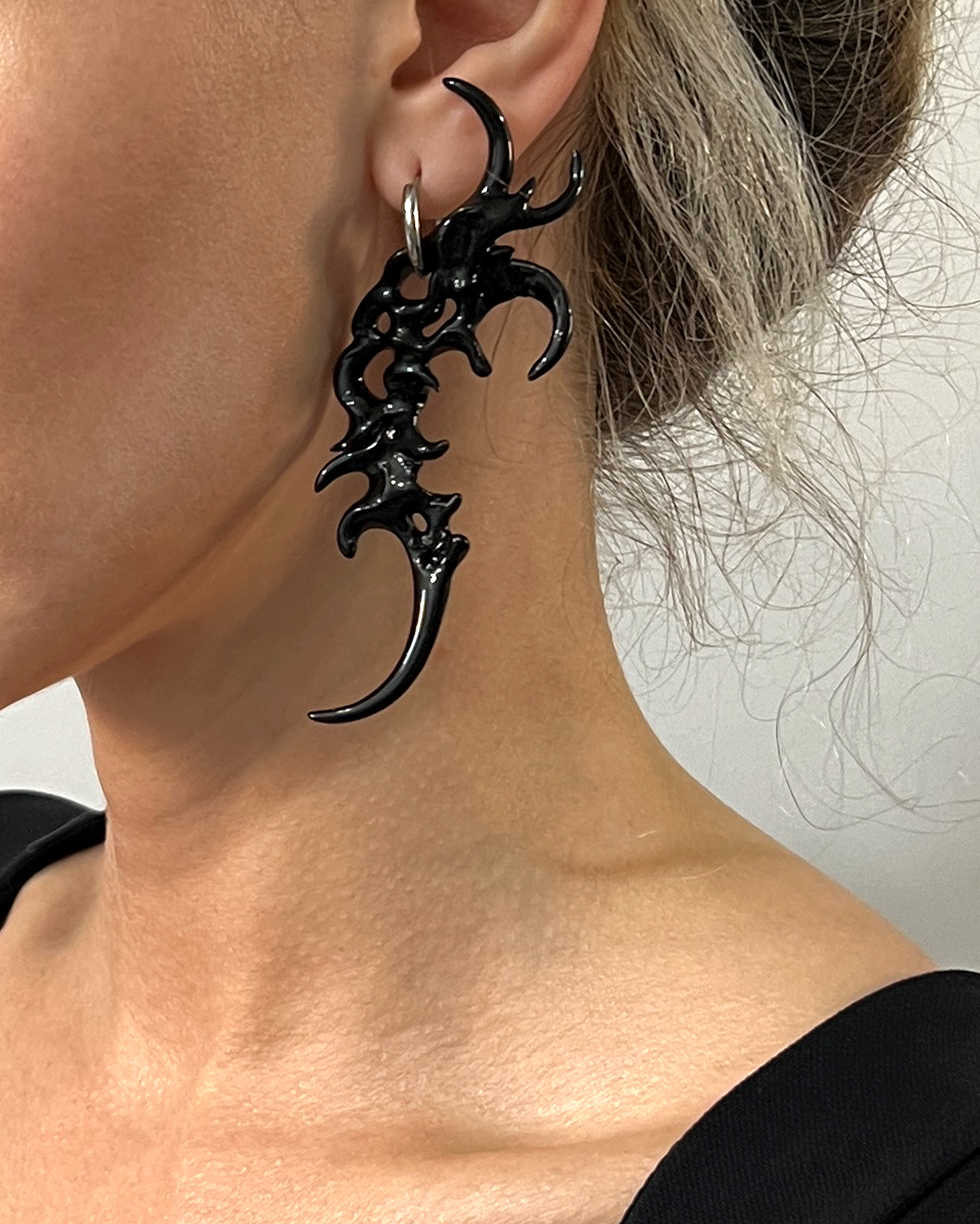 Organic Form Earrings Black