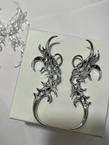 Organic Form Earrings Metallic - WHYNOEN