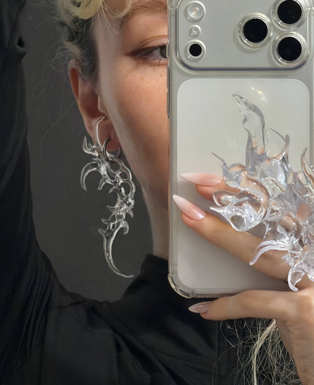 Organic Form Earrings Transparent - WHYNOEN